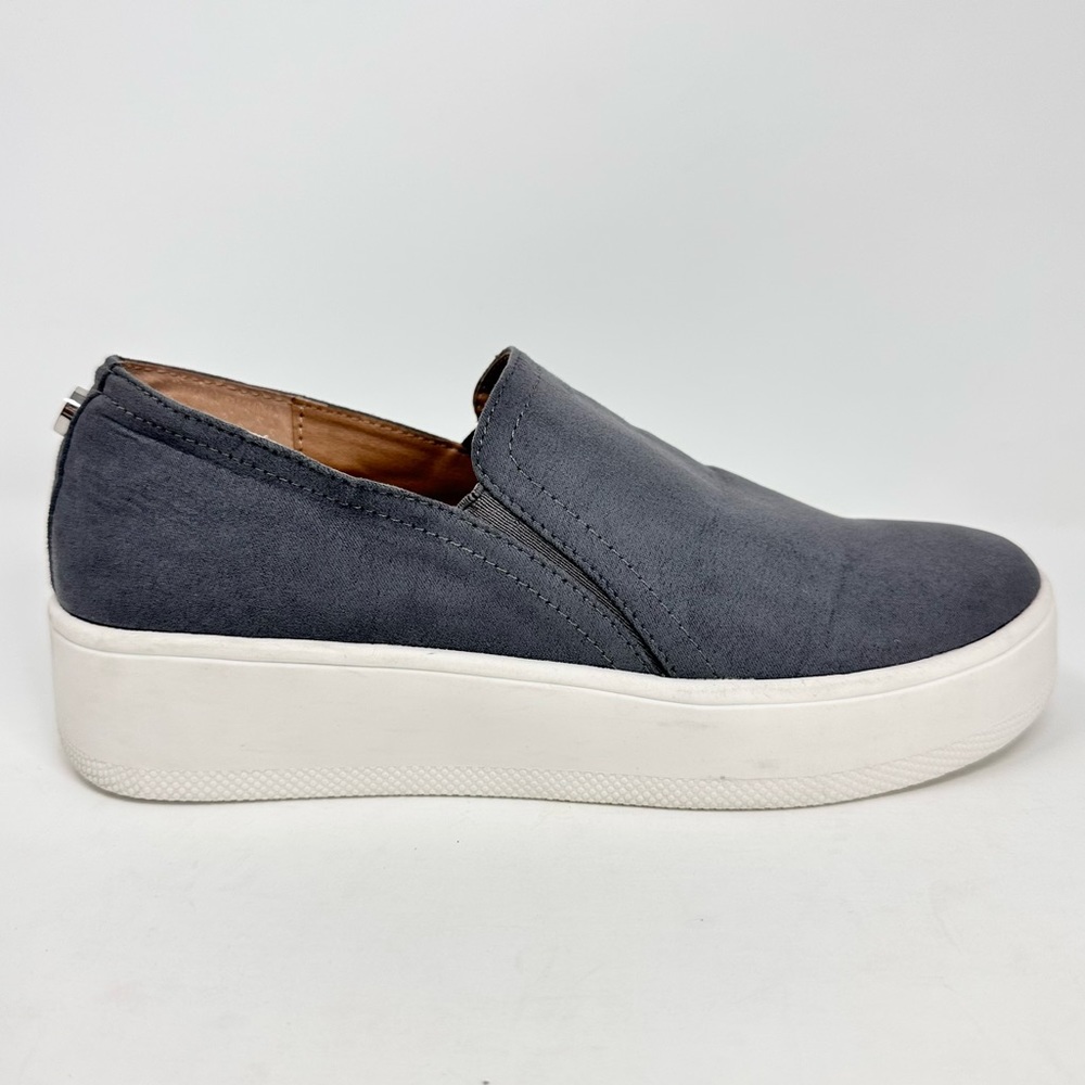 Steve Madden Zayna Womens Gray Sneaker - Picture 2 of 8